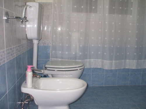uno dei tre bagni