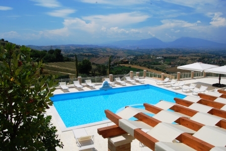 Piscina Resort Incantea Tortoreto Abruzzo