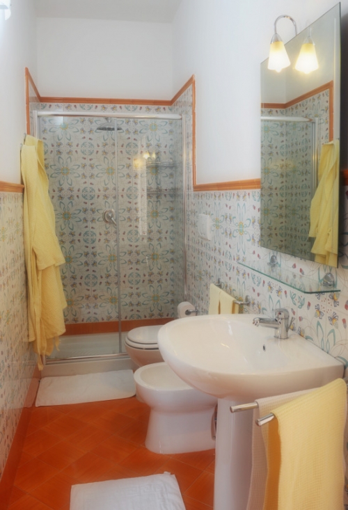 Bagno camera Gialla