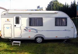 NOLEGGIO CARAVAN ( ROULOTTE )